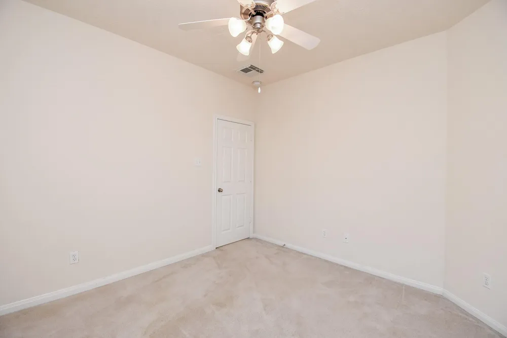 10727 Gilford Crest Drive Spring, TX 77379