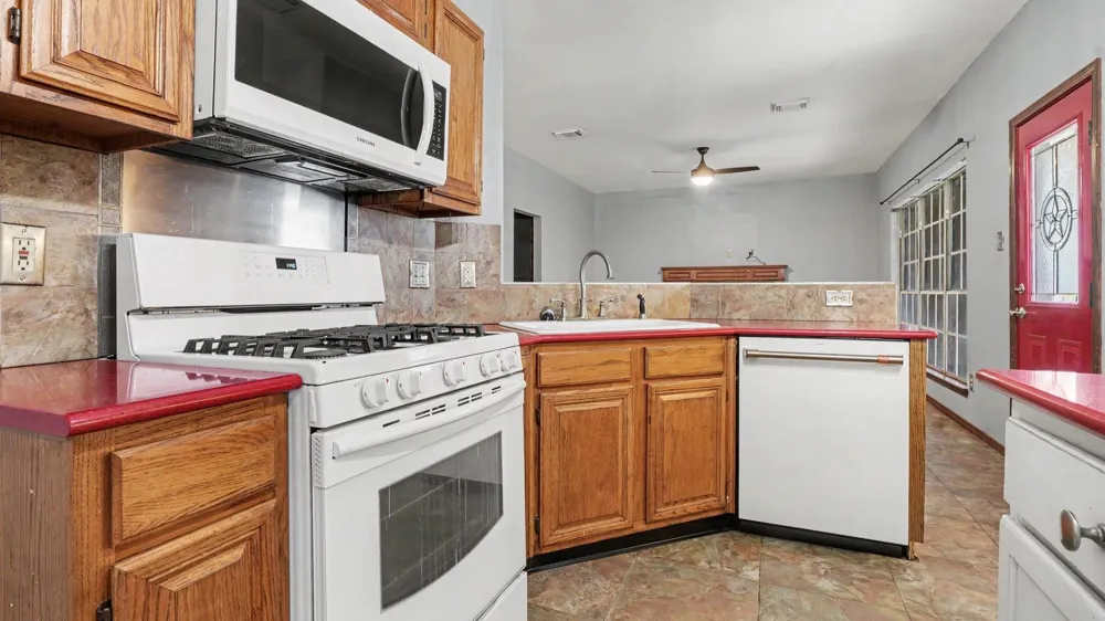 2017 Dublin Drive Deer Park, TX 77536