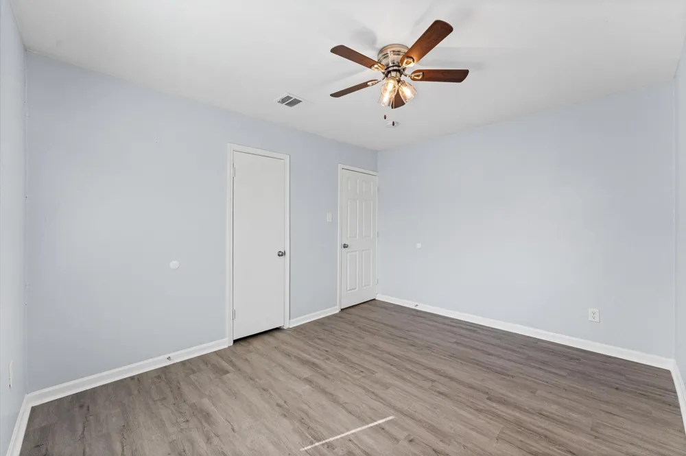 509 17th Avenue Texas City, TX 77590