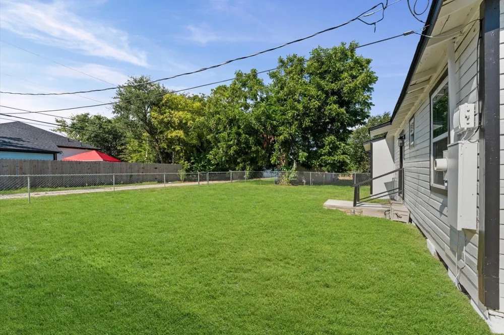 509 17th Avenue Texas City, TX 77590