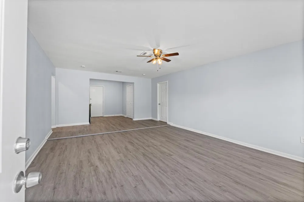 509 17th Avenue Texas City, TX 77590