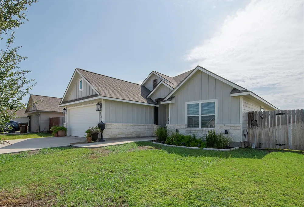 280 Brazos Bend Snook, TX 77879