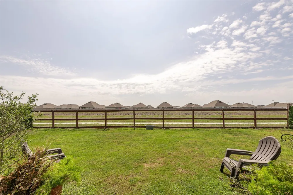 280 Brazos Bend Snook, TX 77879