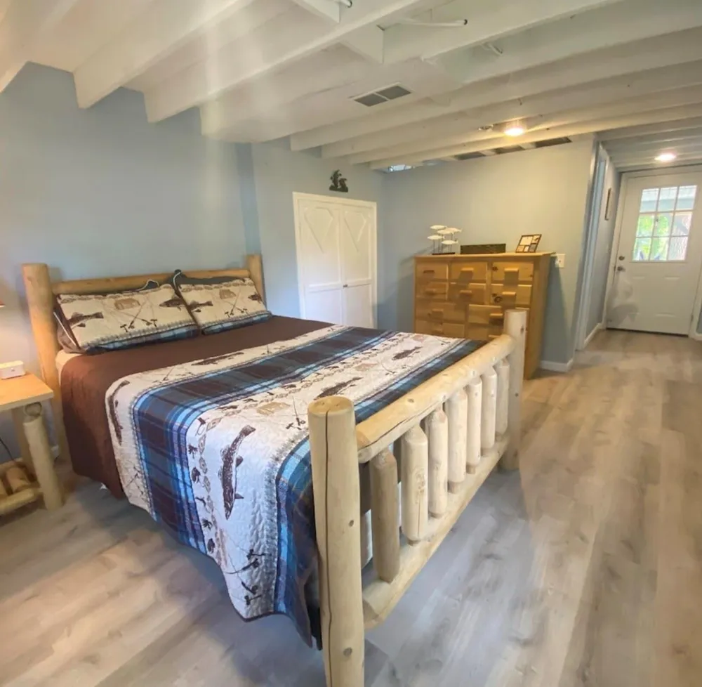 149 Skiers Cove Lane Trinity, TX 75862