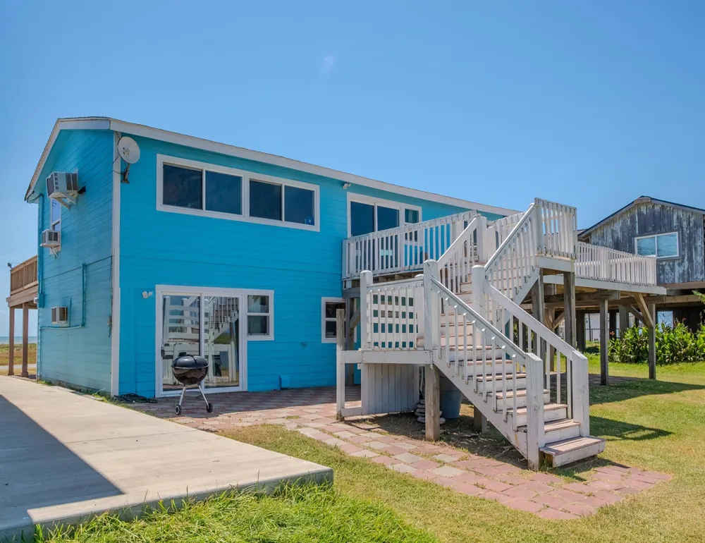 2037 County Road 230 Sargent, TX 77414