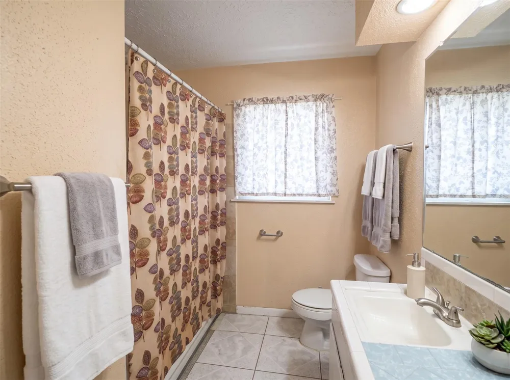 3311 Longwood Drive Pasadena, TX 77503