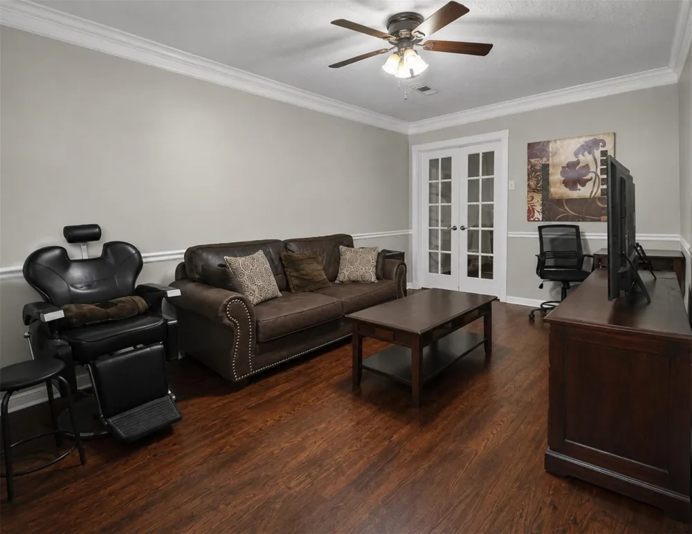 3311 Longwood Drive Pasadena, TX 77503