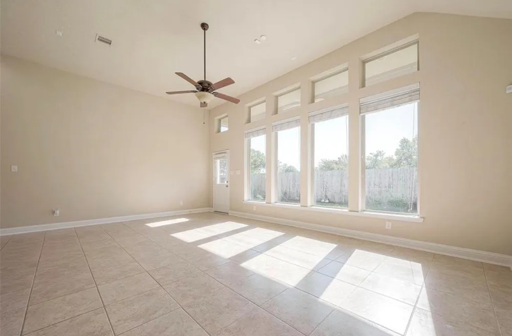 4834 Palomar League City, TX 77573