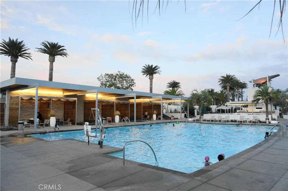 107 Stellar #BR4 Irvine, CA 92618