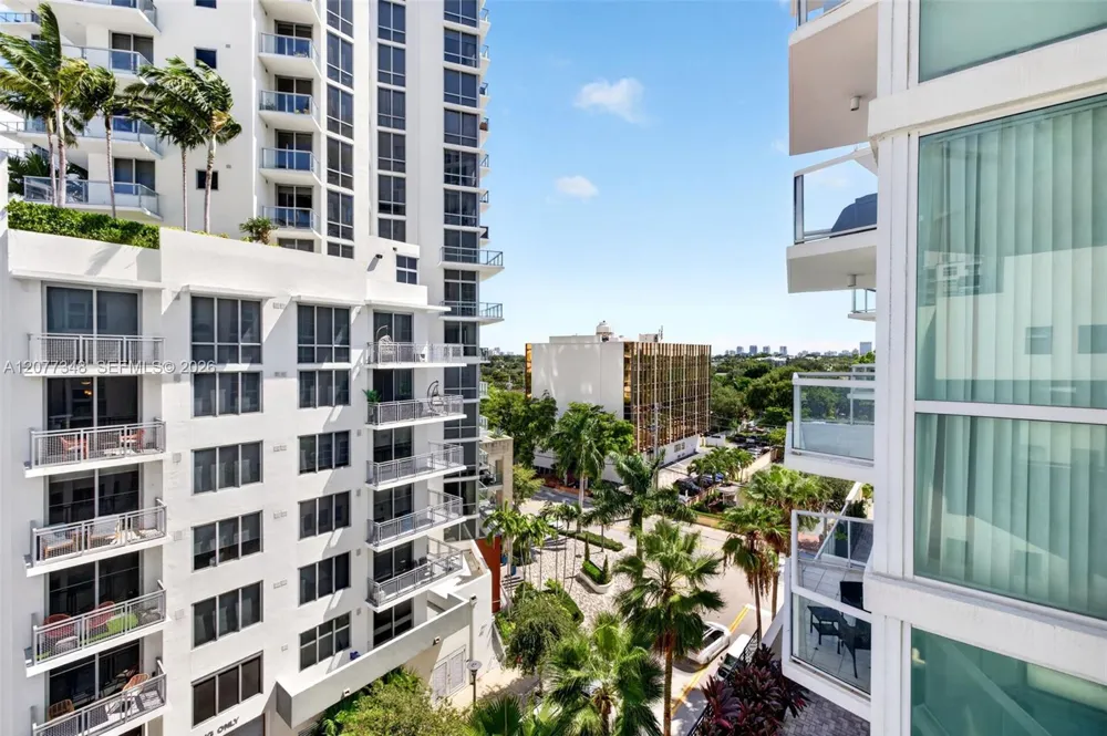 111 SE 8th Ave #705 Fort Lauderdale, FL 33301