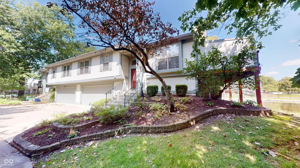 2739 Lakeshire Lane #14C Indianapolis, IN 46268