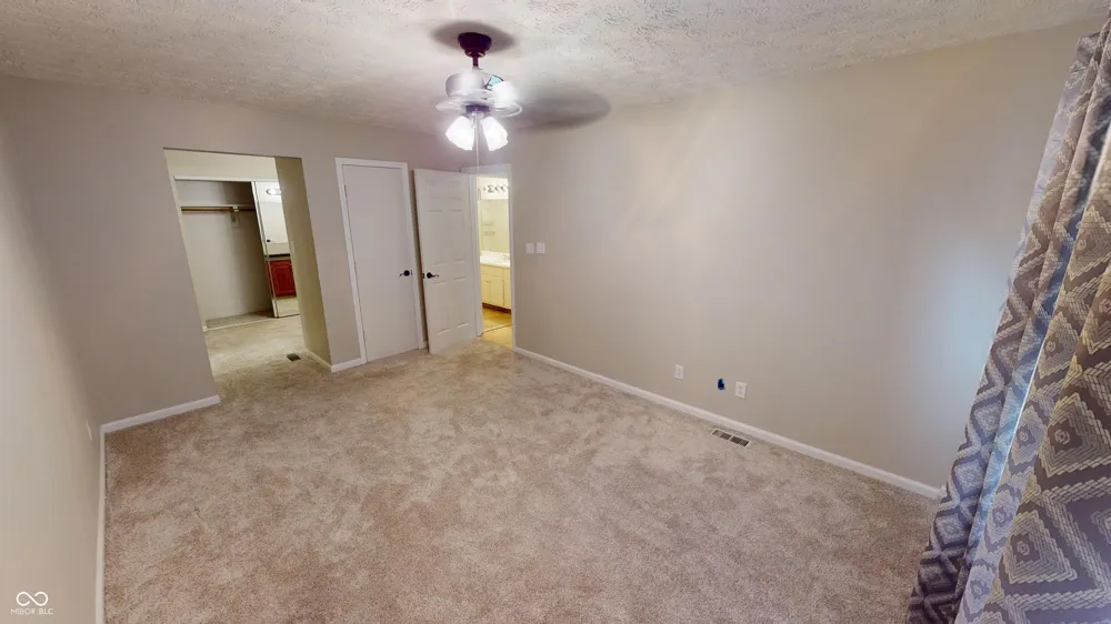 2739 Lakeshire Lane #14C Indianapolis, IN 46268