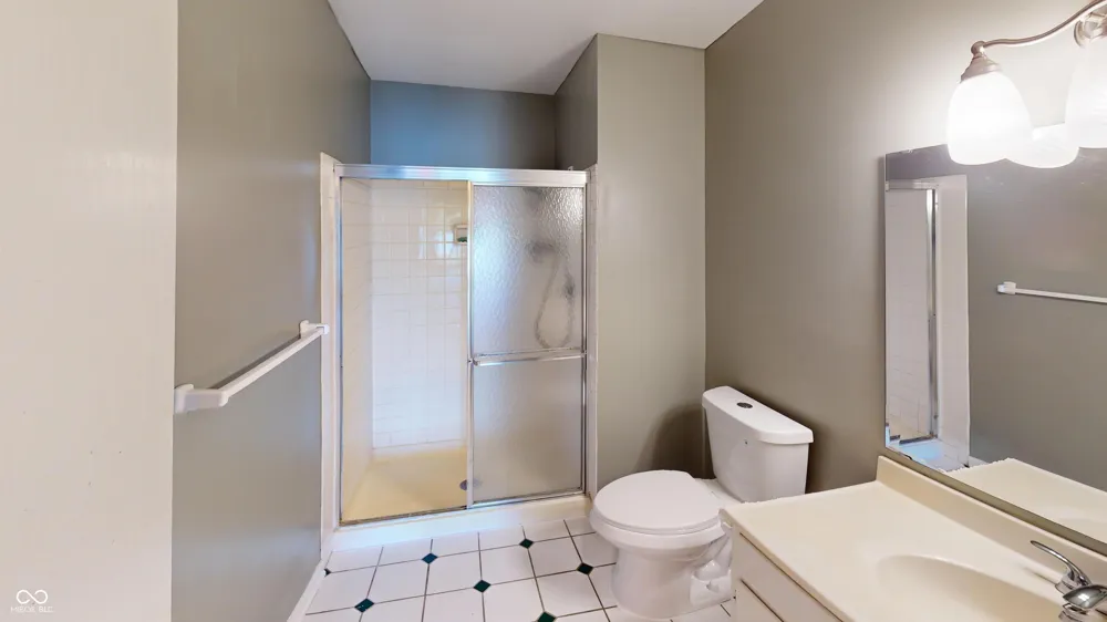 2739 Lakeshire Lane #14C Indianapolis, IN 46268