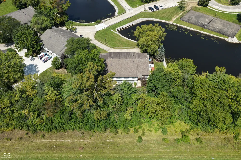 2739 Lakeshire Lane #14C Indianapolis, IN 46268