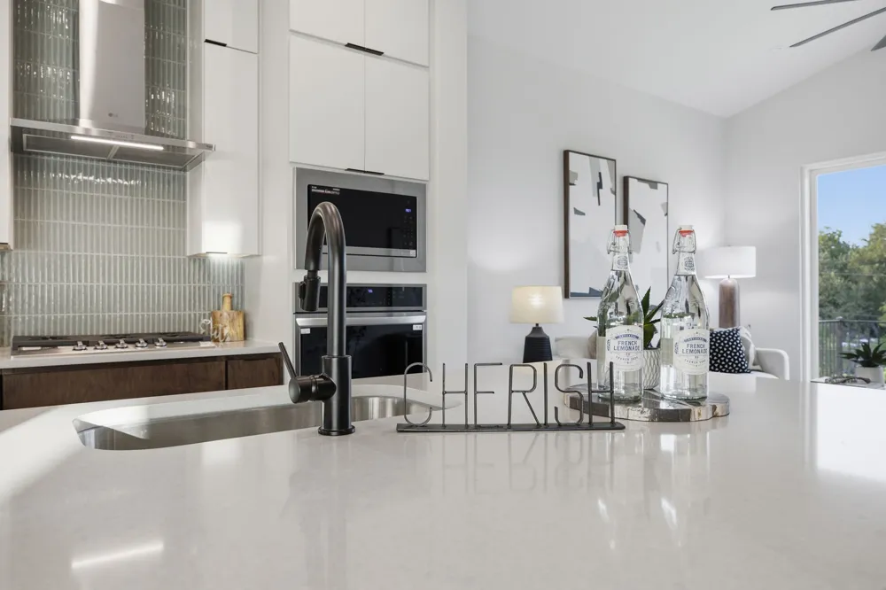 2708 Bristol Drive Austin, TX 78723