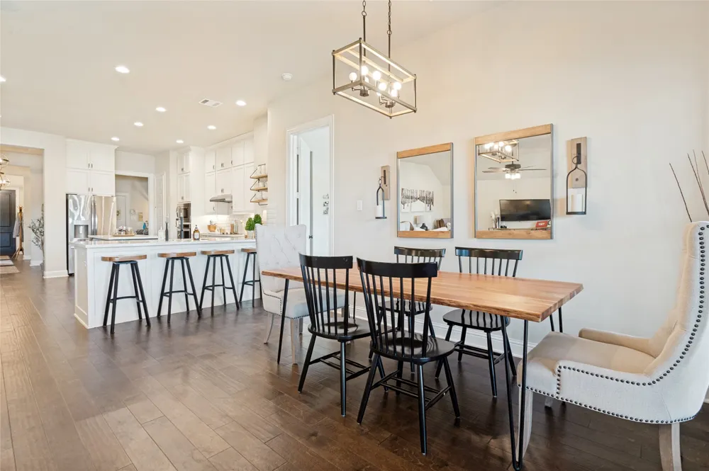 4601 Massey Meadows Way Midlothian, TX 76065
