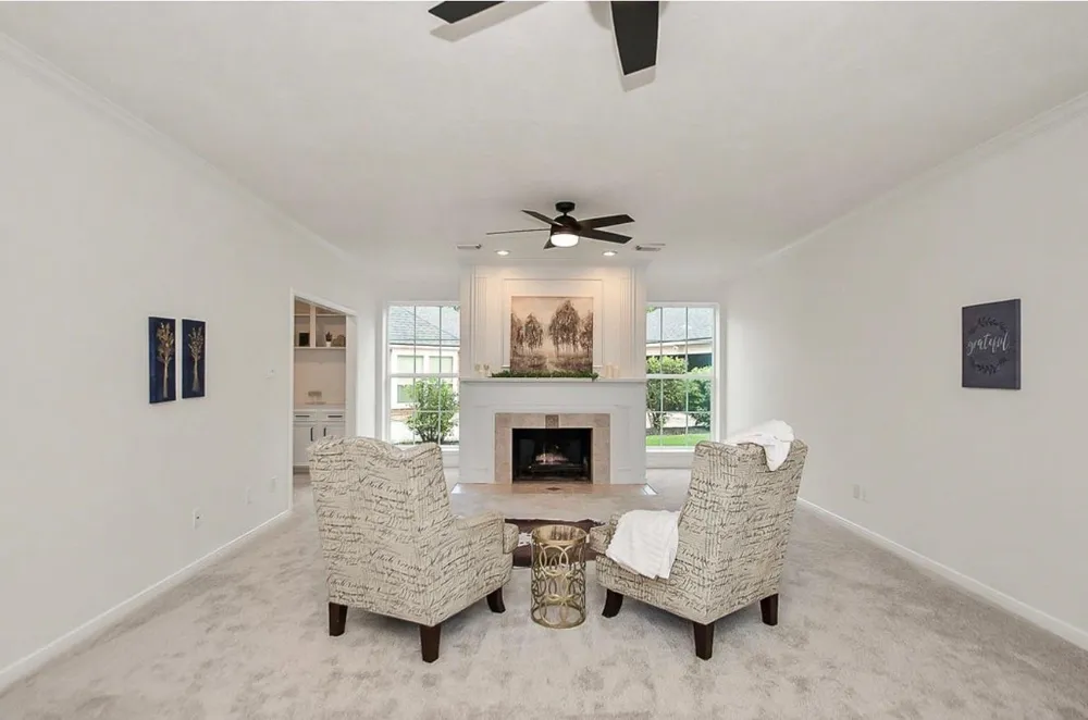 2111 Walnut Creek Drive League City, TX 77573