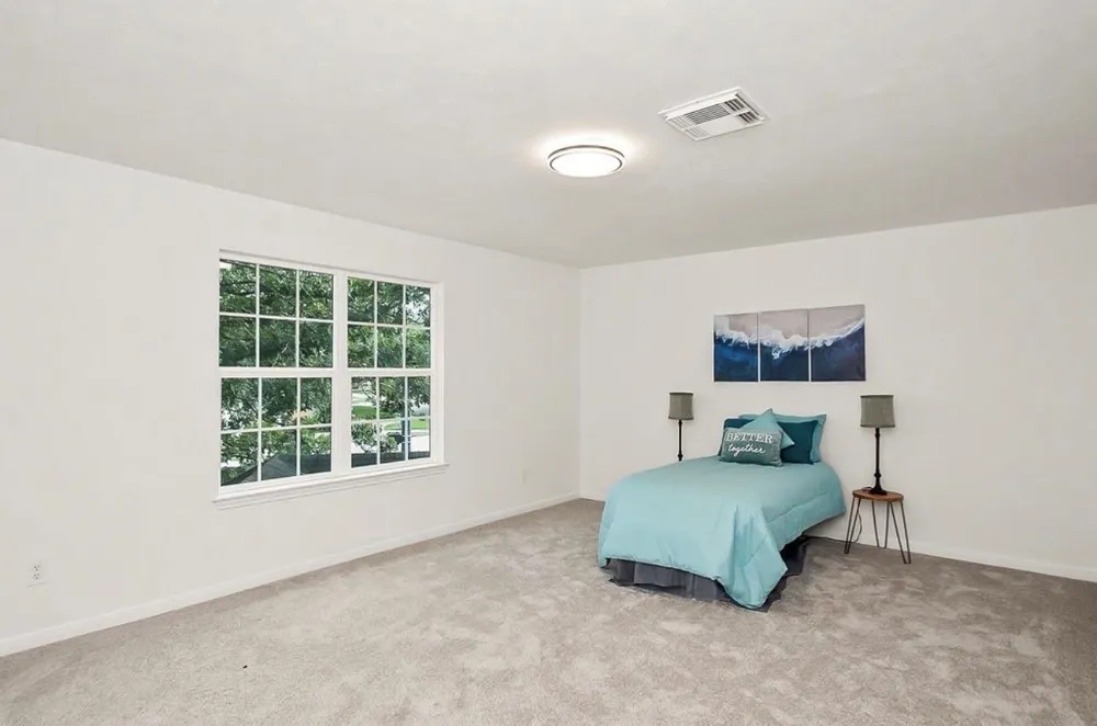 2111 Walnut Creek Drive League City, TX 77573