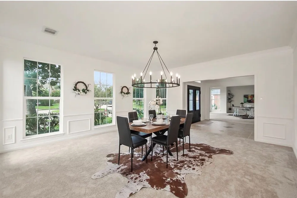 2111 Walnut Creek Drive League City, TX 77573