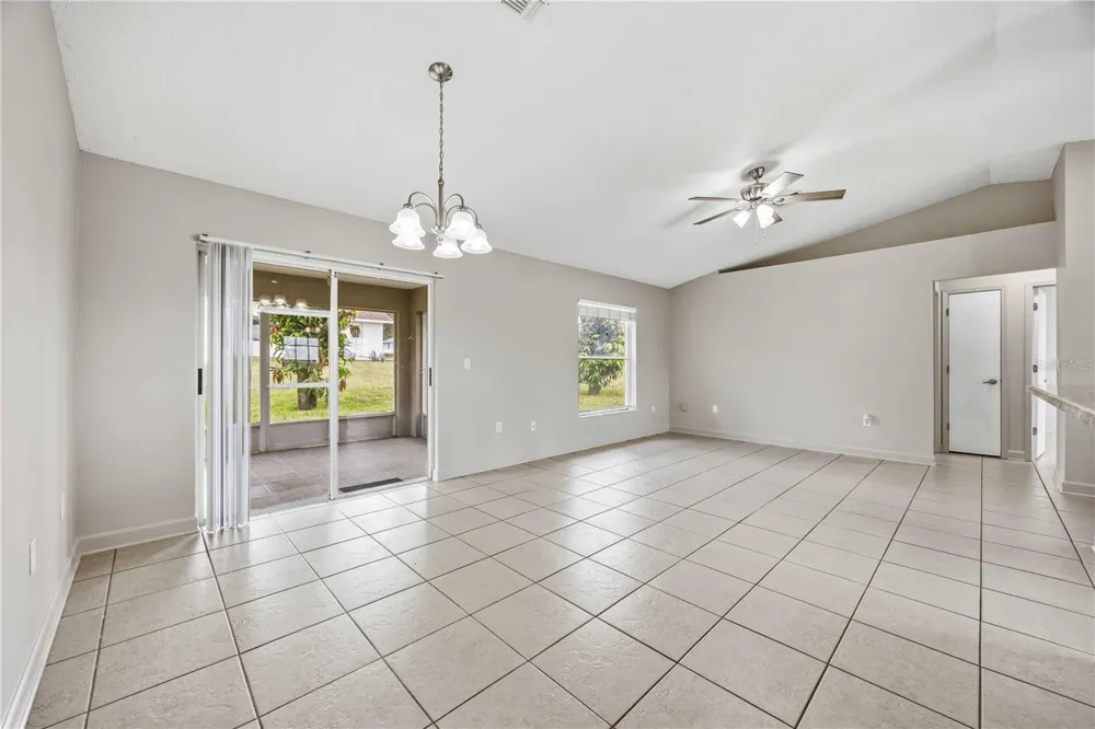 931 OXFORD WAY Lake Wales, FL 33853