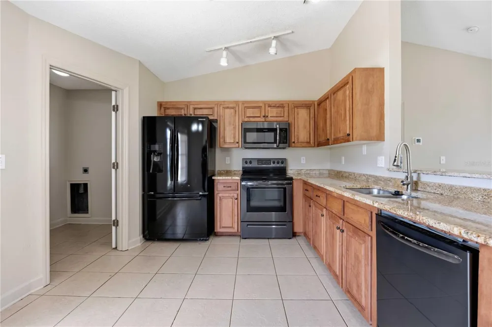 931 OXFORD WAY Lake Wales, FL 33853