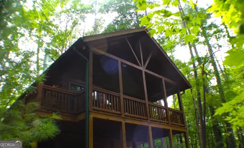 90 Pine Tree DR