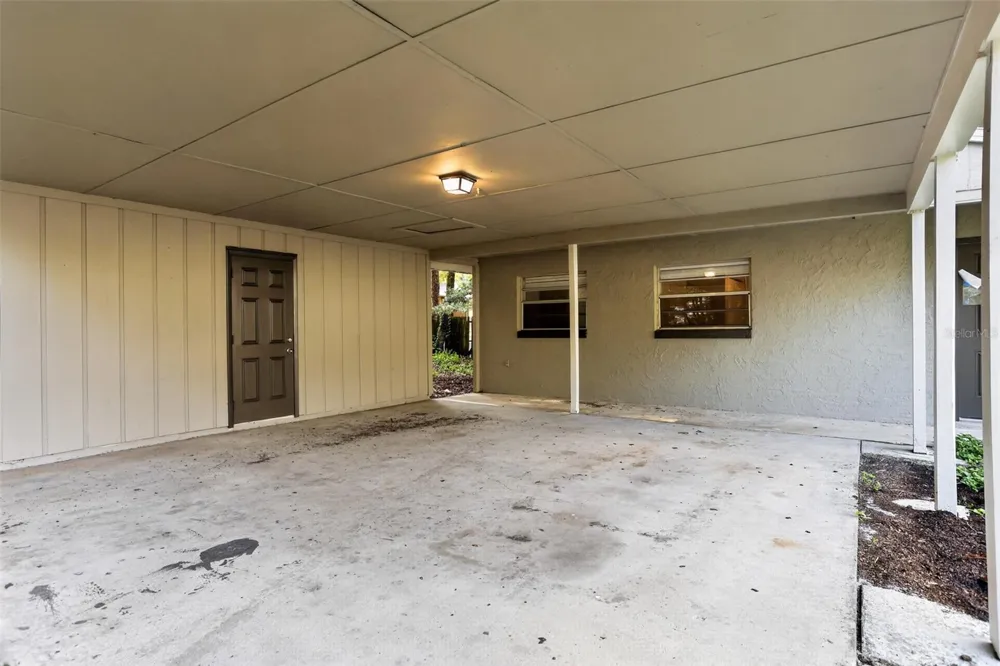 26430 SLEEPY HOLLOW STREET Mount Plymouth, FL 32776