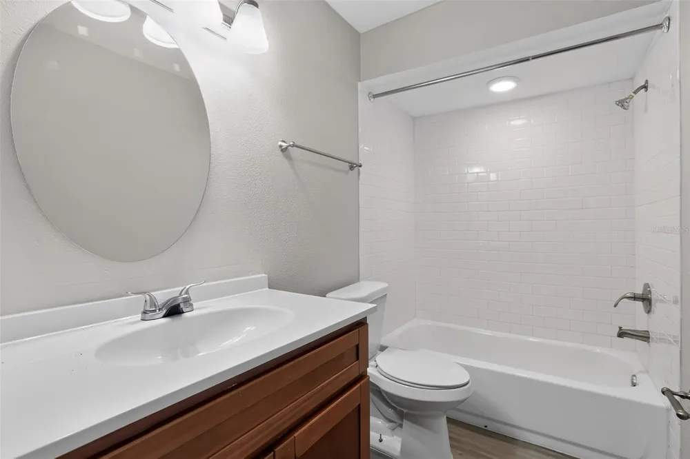 26430 SLEEPY HOLLOW STREET Mount Plymouth, FL 32776