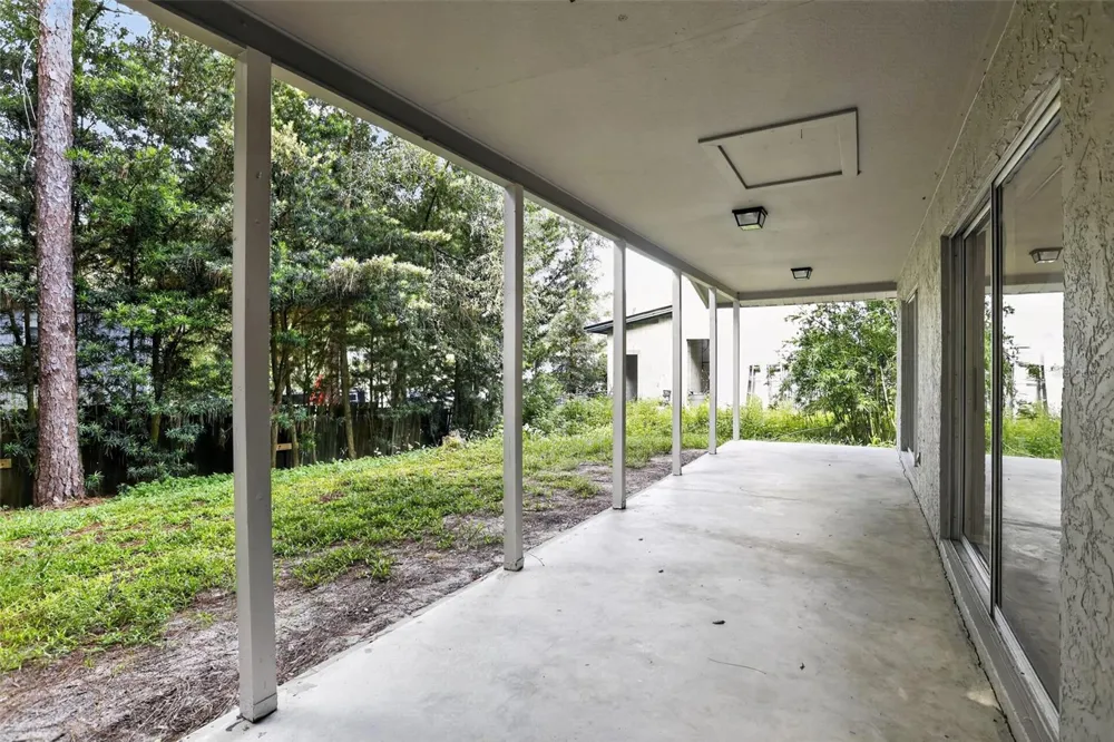26430 SLEEPY HOLLOW STREET Mount Plymouth, FL 32776