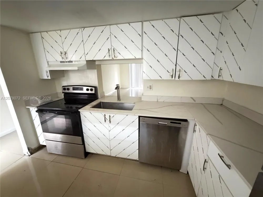 2800 NW 56th Ave #B201 Lauderhill, FL 33313