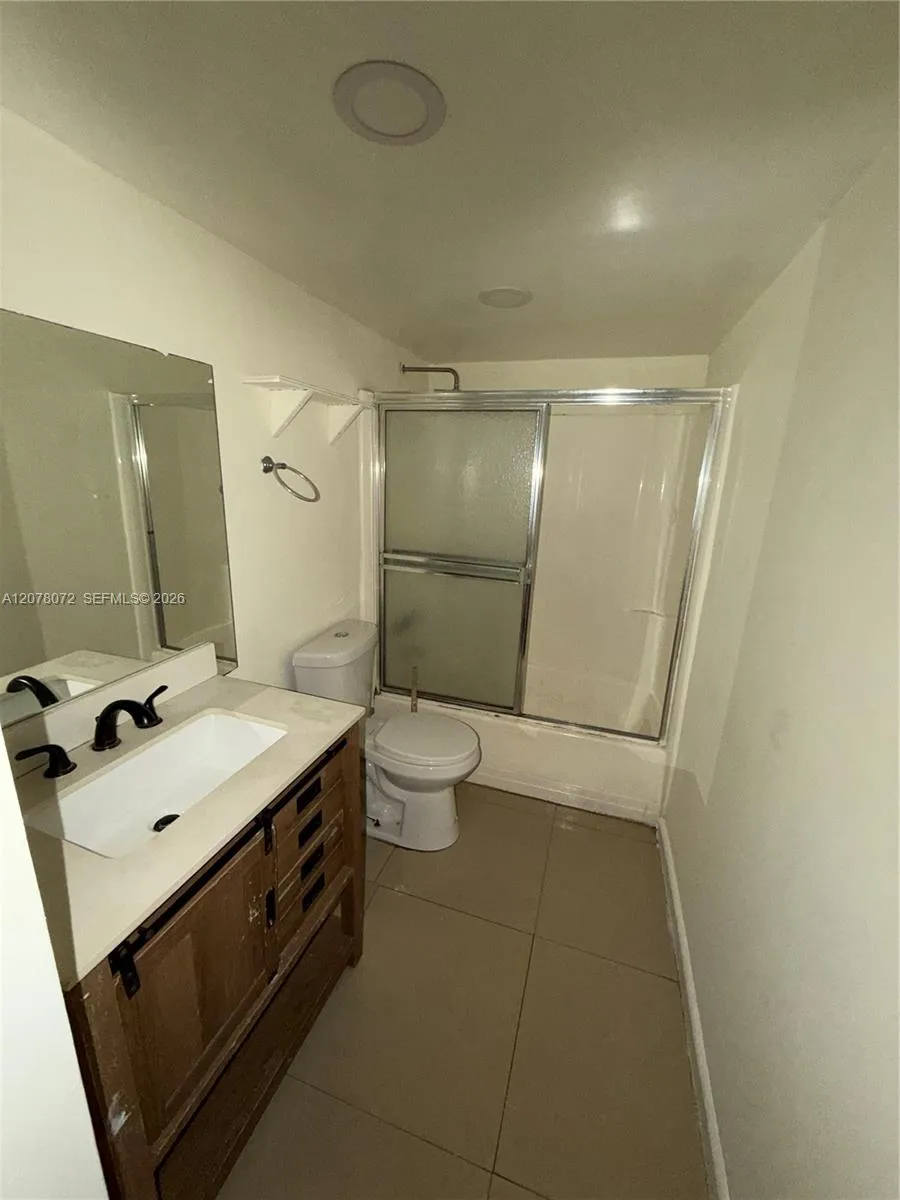 2800 NW 56th Ave #B201 Lauderhill, FL 33313