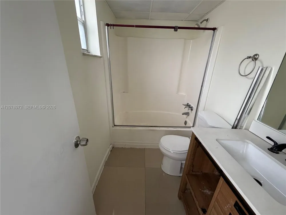 2800 NW 56th Ave #B201 Lauderhill, FL 33313
