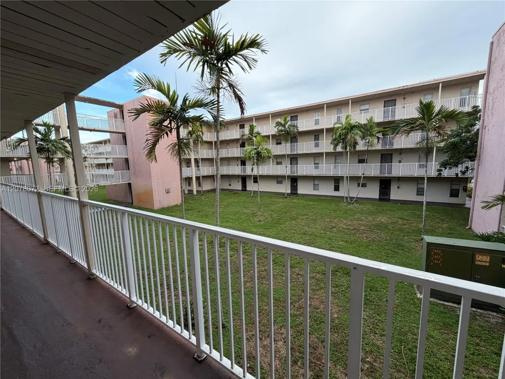 2800 NW 56th Ave #B201 Lauderhill, FL 33313