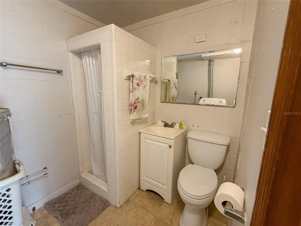 1815 NE 7TH STREET Gainesville, FL 32609