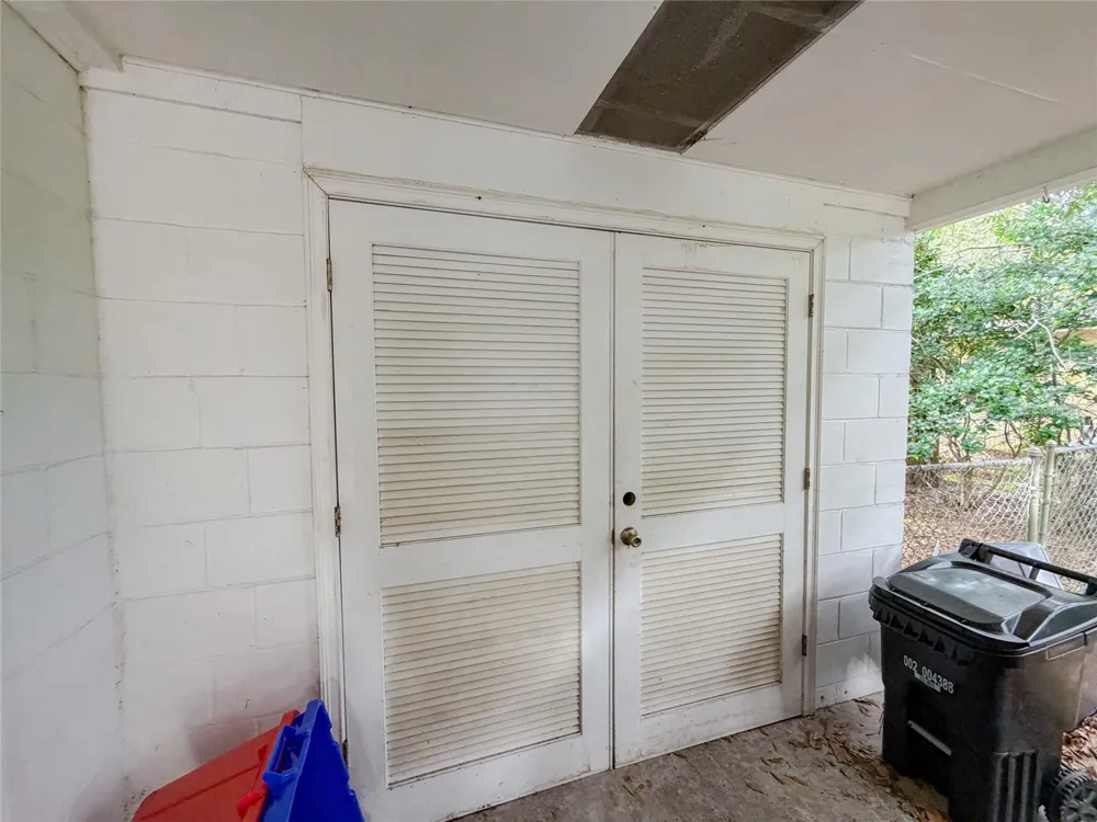 1815 NE 7TH STREET Gainesville, FL 32609