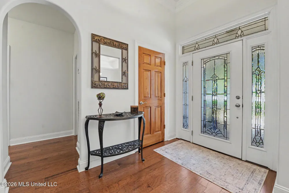 5562 E Diamondhead Drive Diamondhead, MS 39525