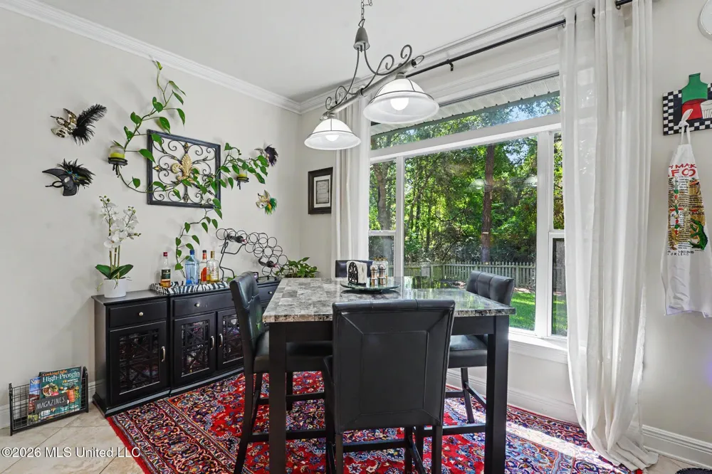 5562 E Diamondhead Drive Diamondhead, MS 39525