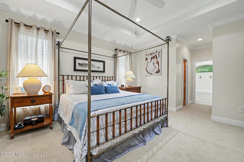 5562 E Diamondhead Drive Diamondhead, MS 39525