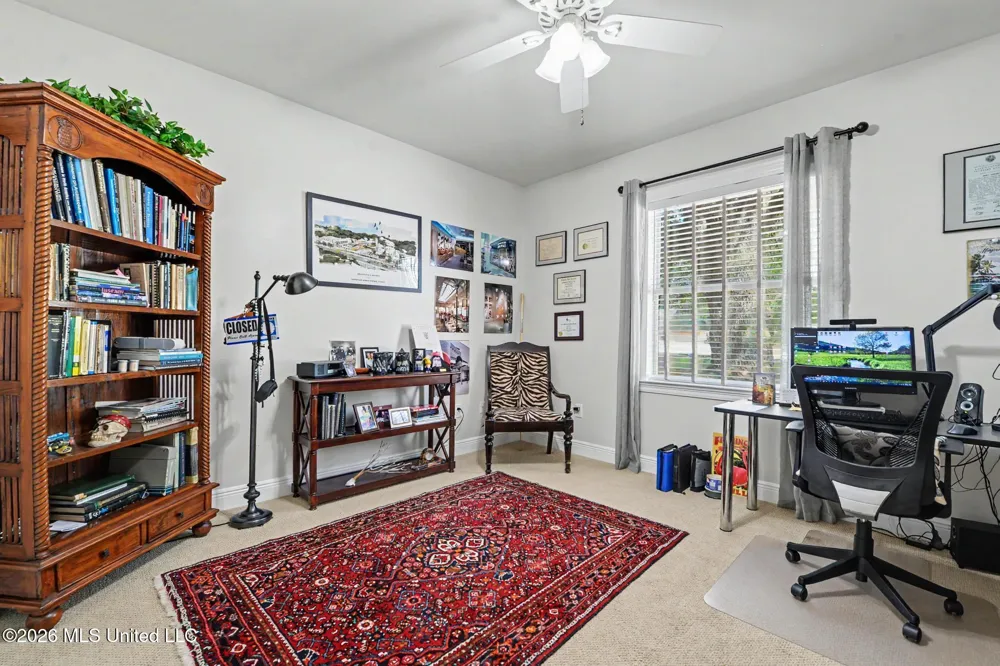5562 E Diamondhead Drive Diamondhead, MS 39525