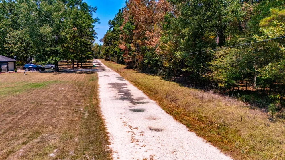 185 Oak Grove Road Huntington, TX 75949