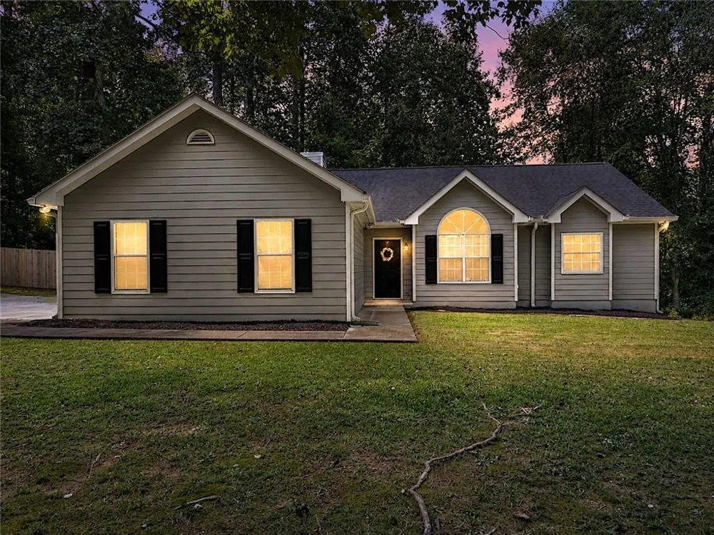 4444 Bos Way Loganville, GA 30052