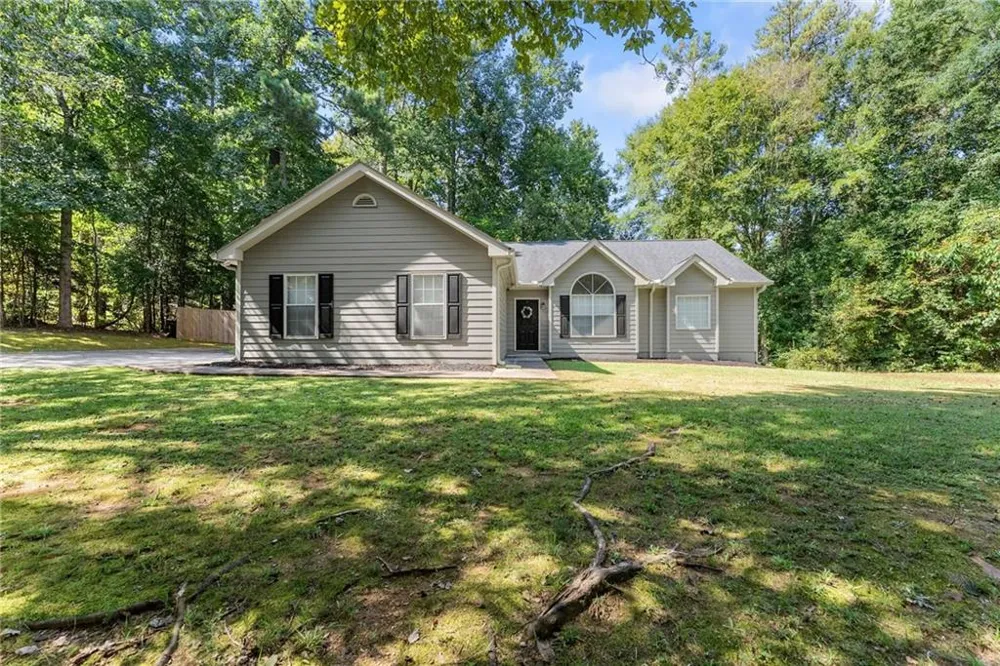 4444 Bos Way Loganville, GA 30052