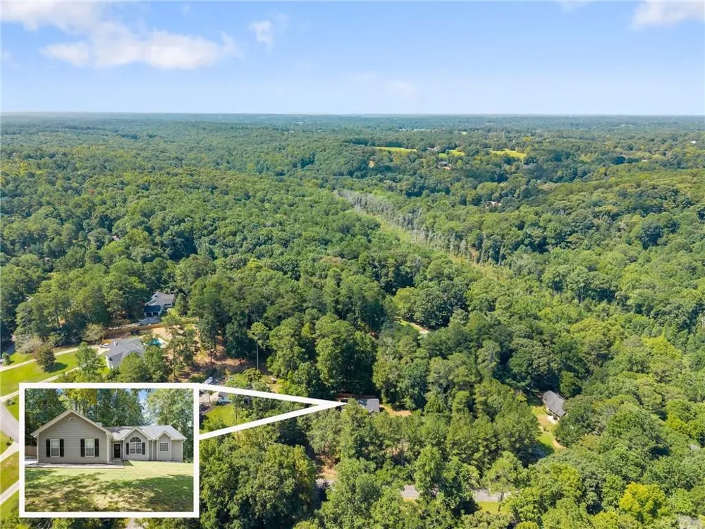 4444 Bos Way Loganville, GA 30052