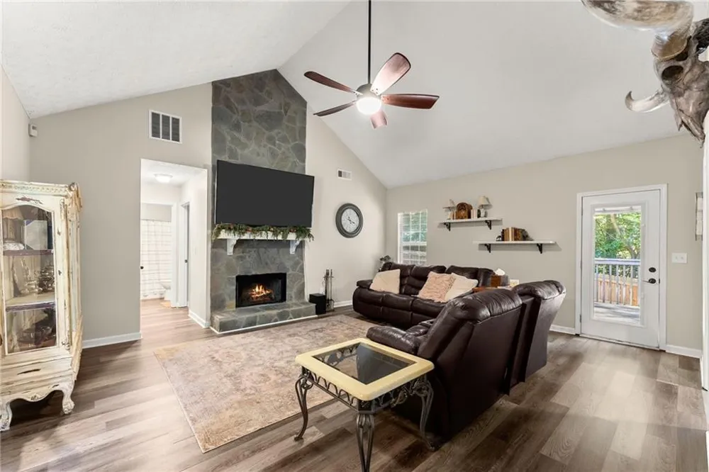 4444 Bos Way Loganville, GA 30052