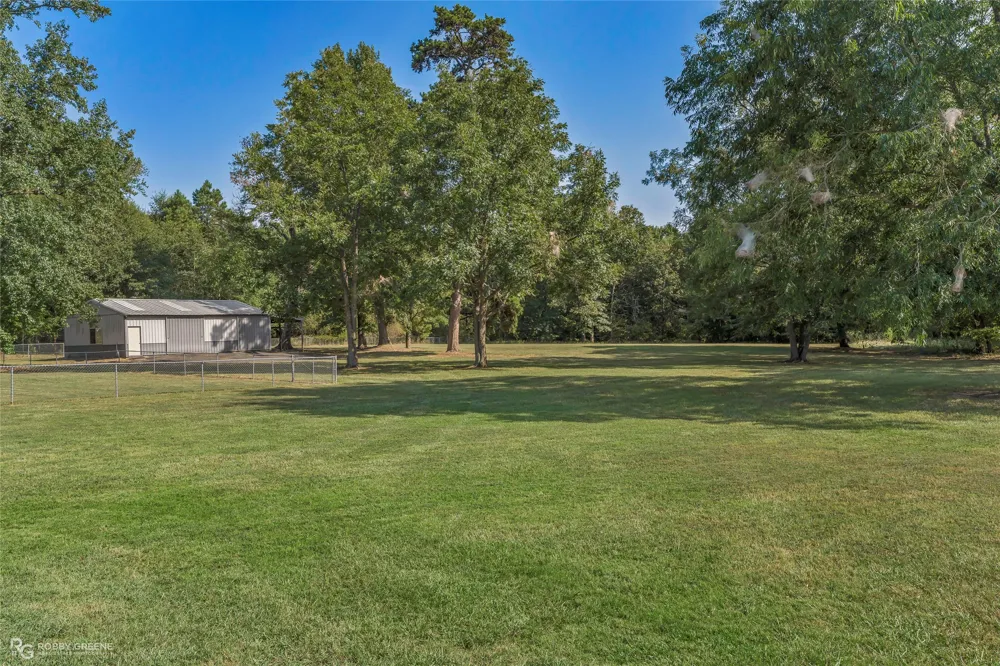 9395 Locust Hill Road Greenwood, LA 71033