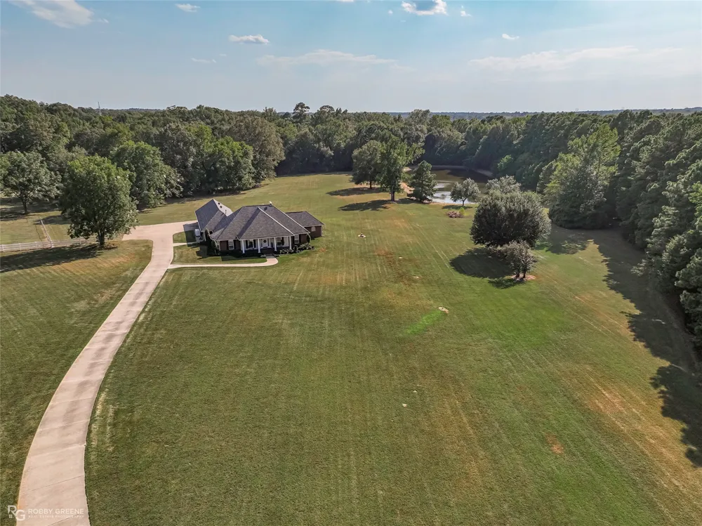 9395 Locust Hill Road Greenwood, LA 71033