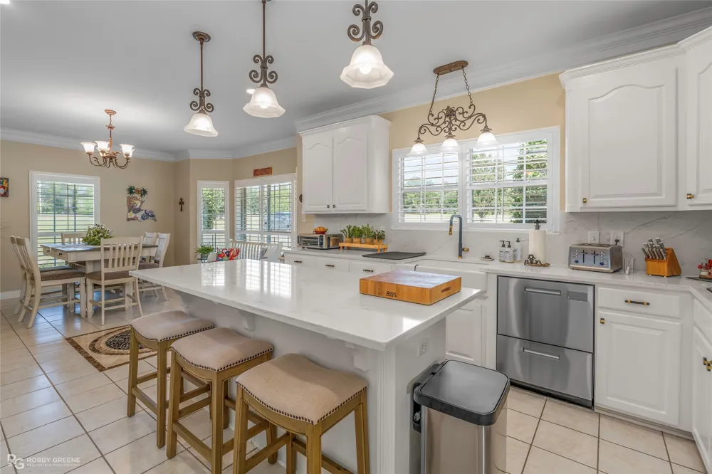 9395 Locust Hill Road Greenwood, LA 71033