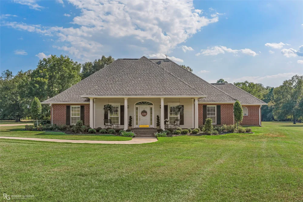 9395 Locust Hill Road Greenwood, LA 71033