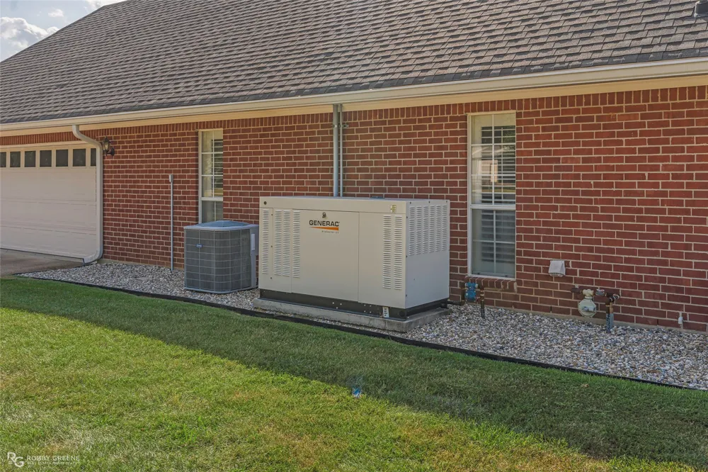 9395 Locust Hill Road Greenwood, LA 71033