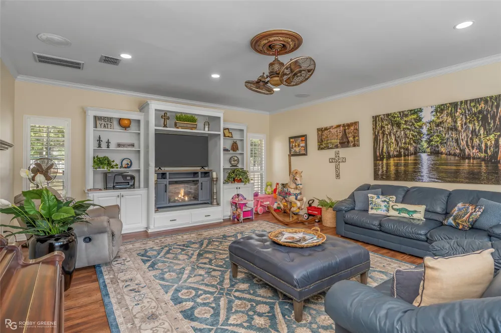 9395 Locust Hill Road Greenwood, LA 71033